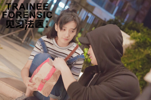 蔣思羽陳冰電視劇《見(jiàn)習(xí)法醫(yī)》 上演法醫(yī)姐妹花